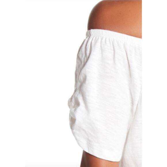 NWT Democracy Red Floral Embroidered Off Shoulder Top Blouse S - Picture 6 of 8